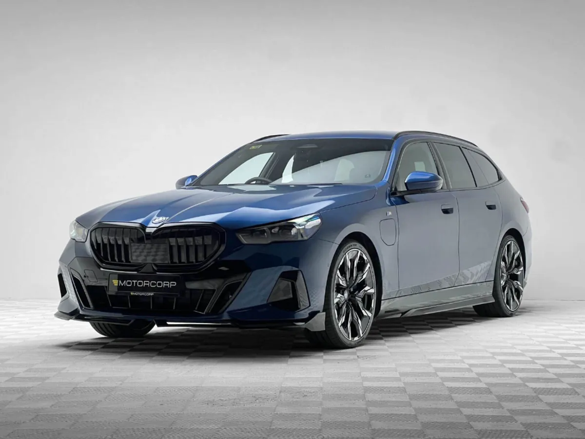 BMW 5-Series 530E M SPORT PRO TOURING - Image 3