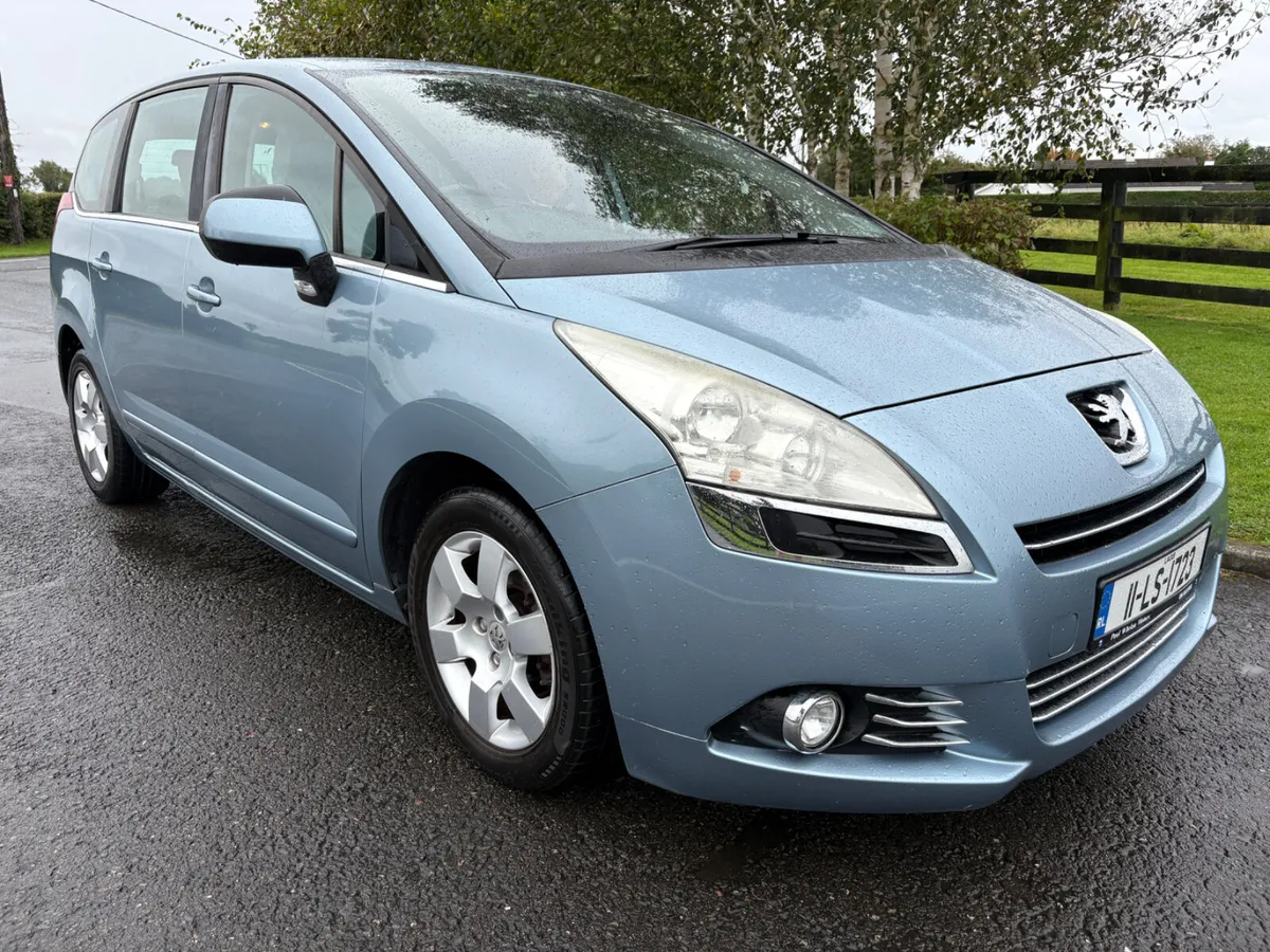 LOW MILEAGE 7 SEATER *NCT&TAX* - Image 1