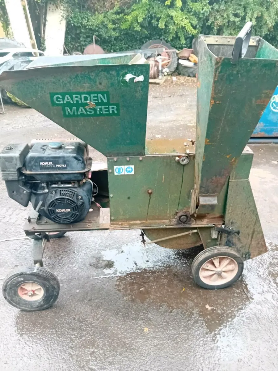 Garden Master Petrol Shredder - Image 2