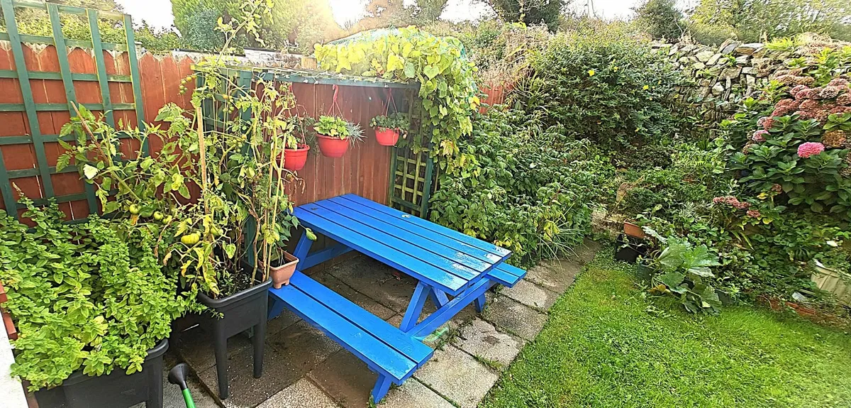 Home for Sale 3-Bedroom Semi-Detached Home - Image 1