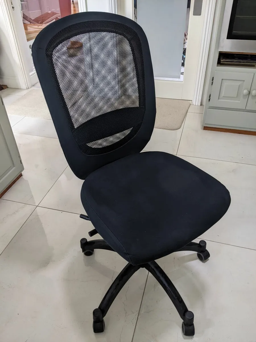 Office Chair - Image 1