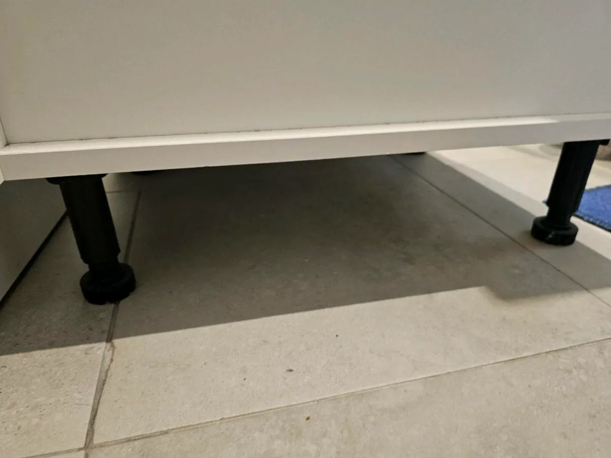 Kitchen cabinet - Image 4