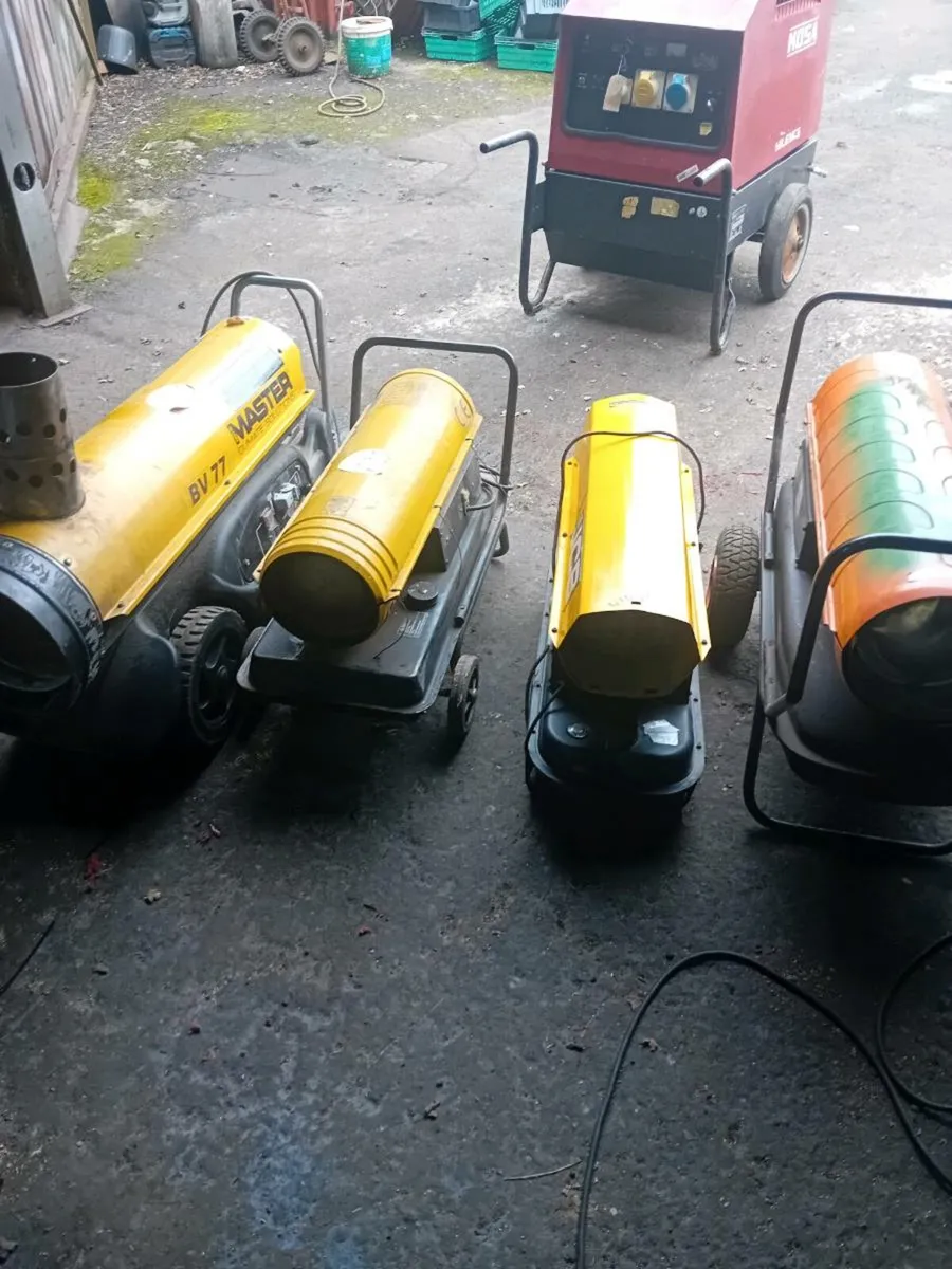 4 x Space Heaters - Image 2