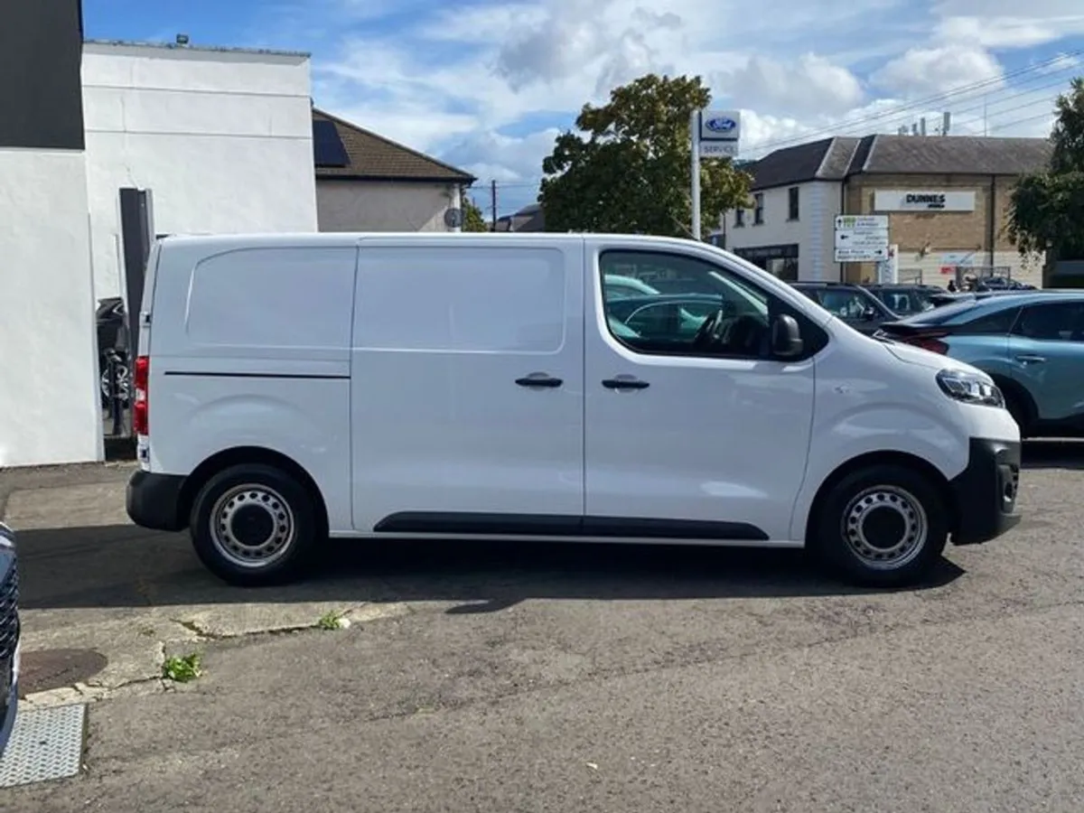 Fiat Scudo 1.5 L2 120HP Tecnico 4DR - Image 4