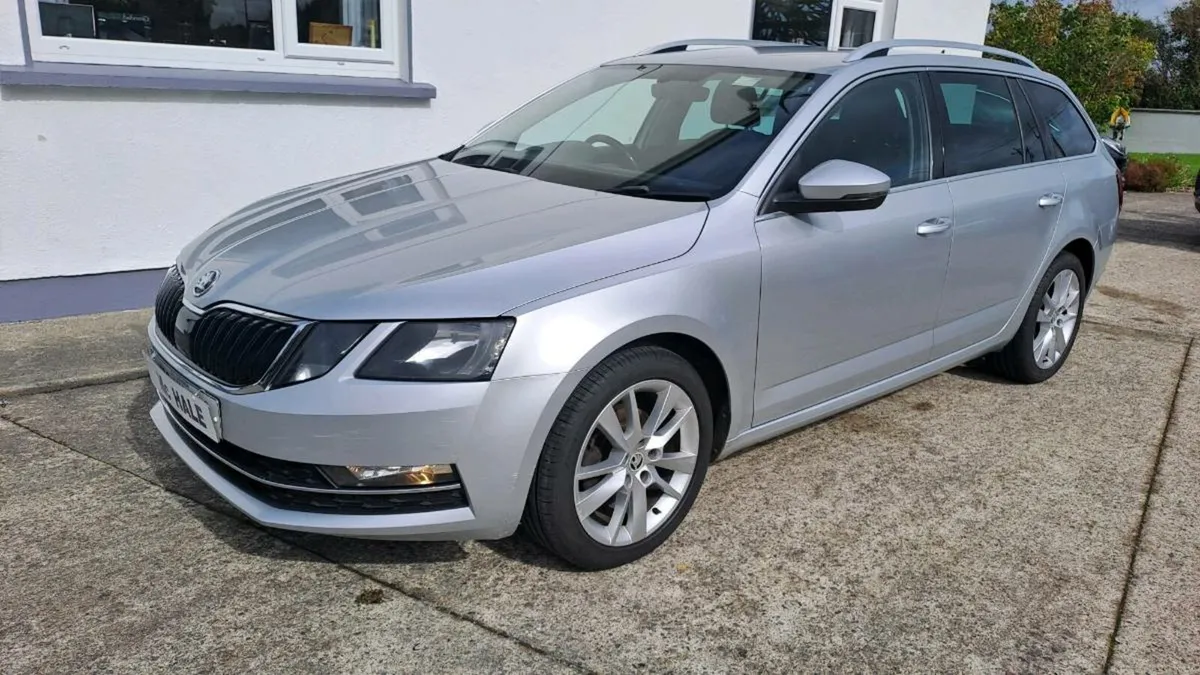 2017 Skoda Octavia Estate ~Spotless Condition~ - Image 4