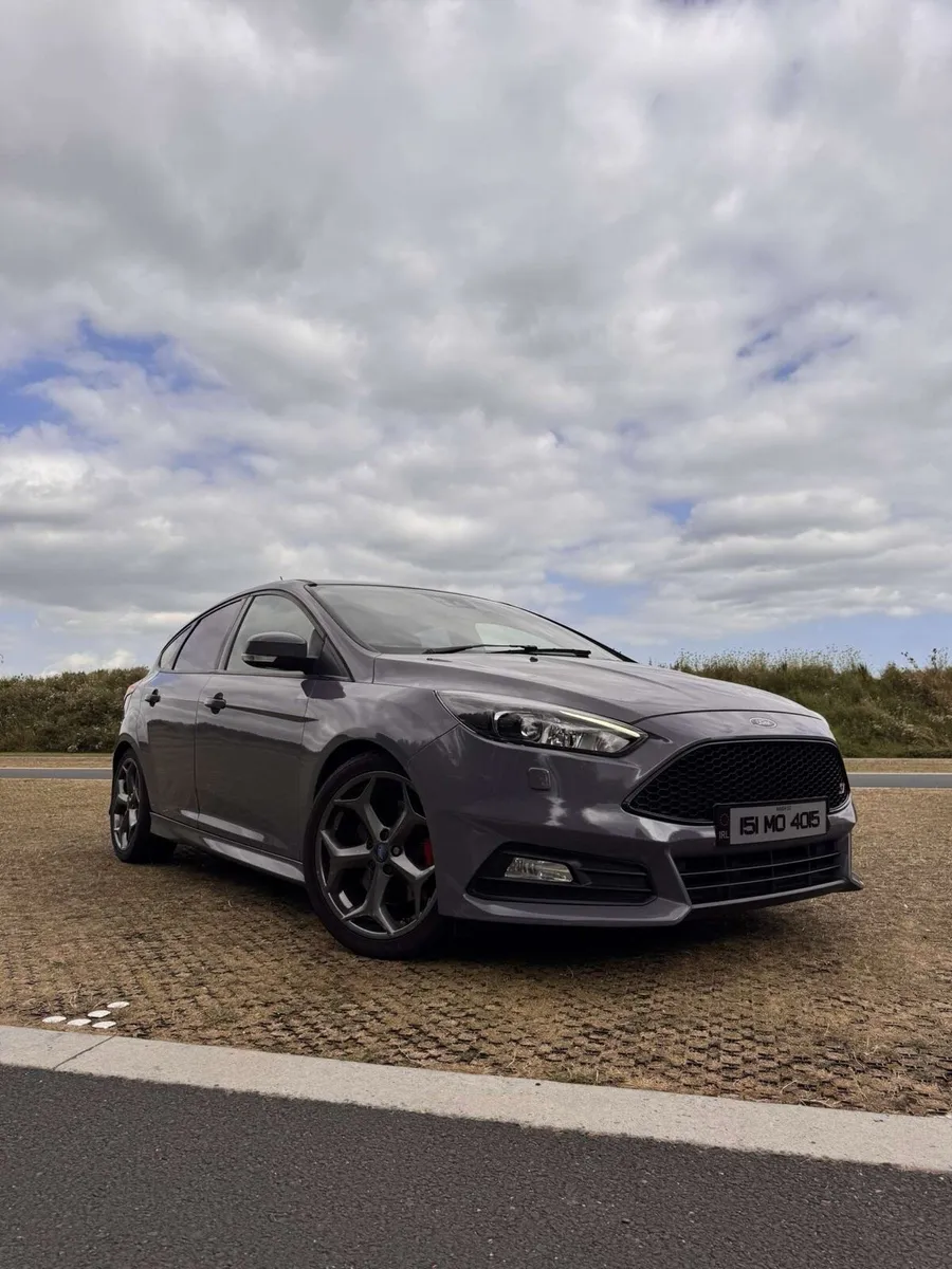 Ford Focus ST Stealth Grey - Image 1
