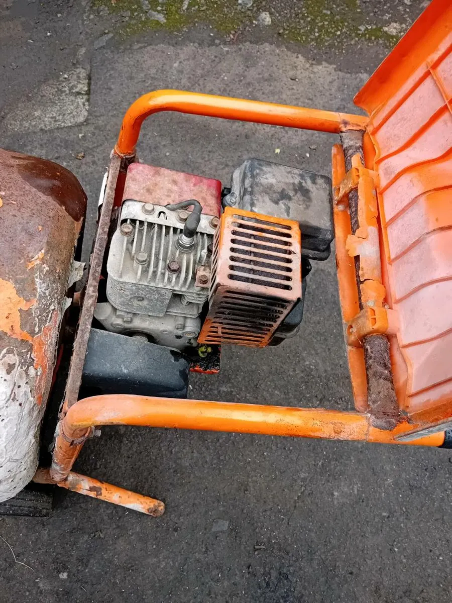 Bell Petrol Cement Mixer - Image 2