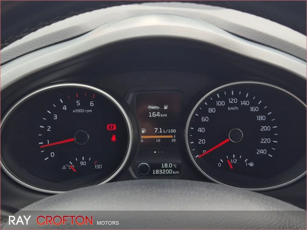 Kia Sportage 1.7 D Platinum 2WD - Image 4