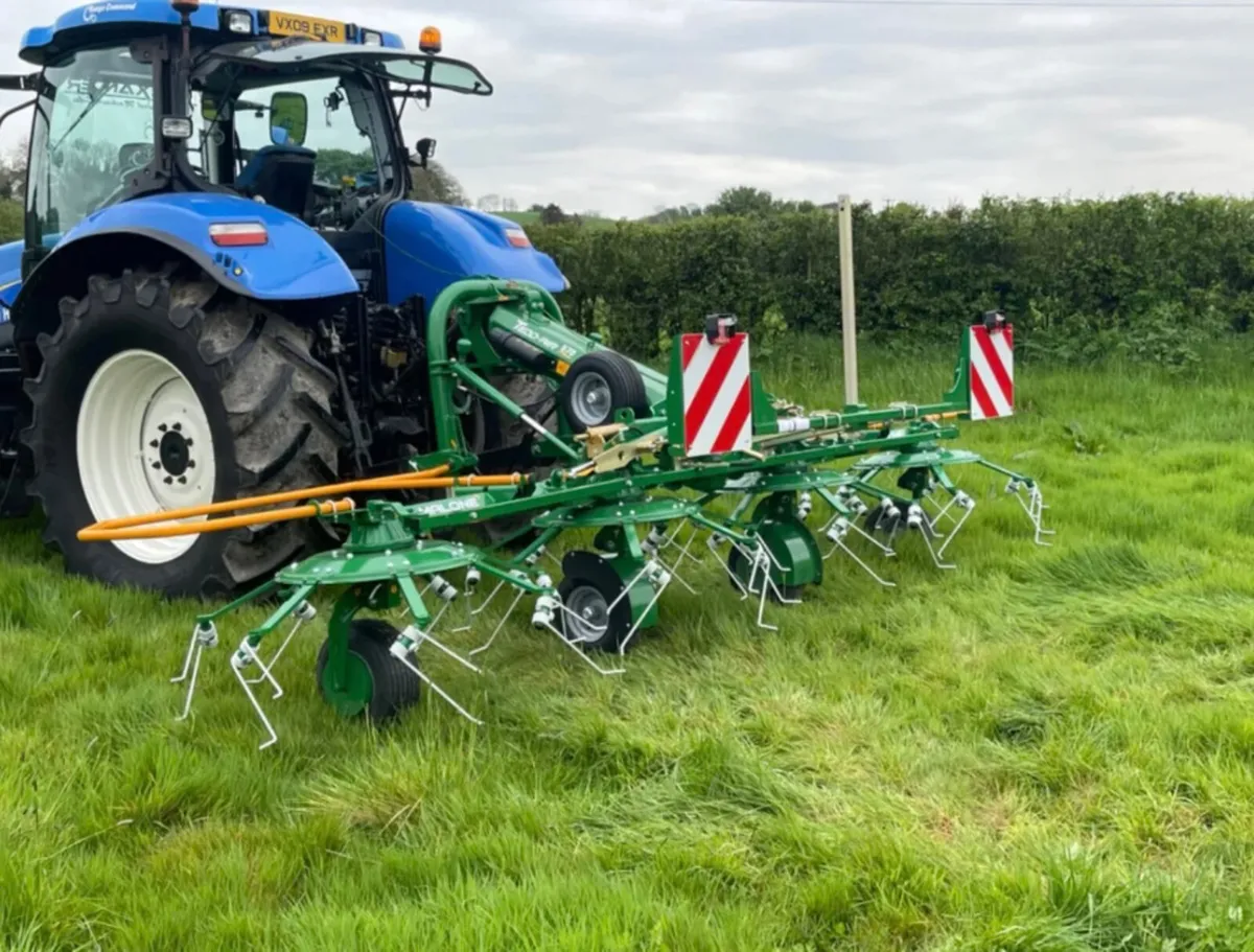 MALONE TEDD-AIR 570 4 ROTOR NEW TEDDER - Image 3