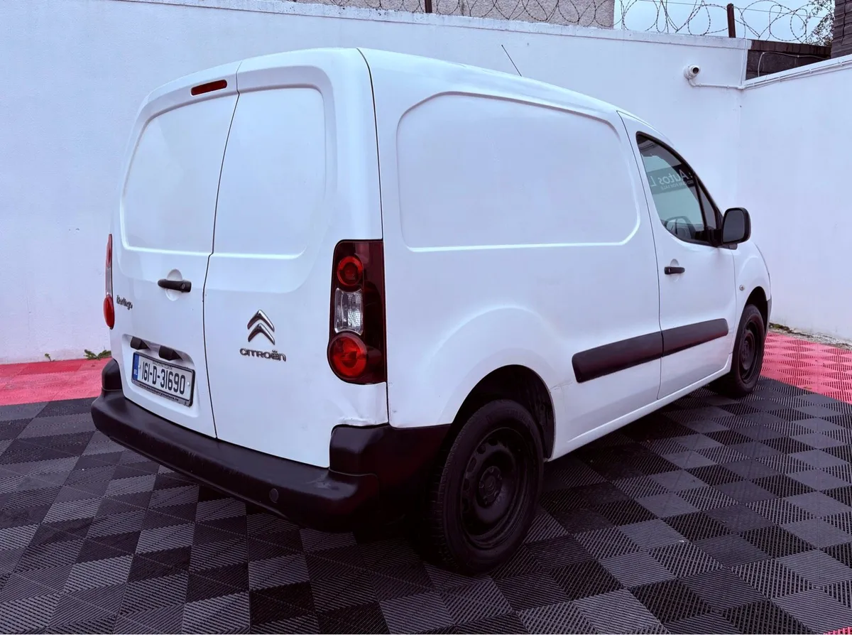 161 Citroen berlingo 3seater low kms doe/tax - Image 3