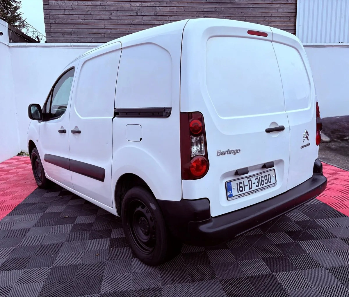 161 Citroen berlingo 3seater low kms doe/tax - Image 4