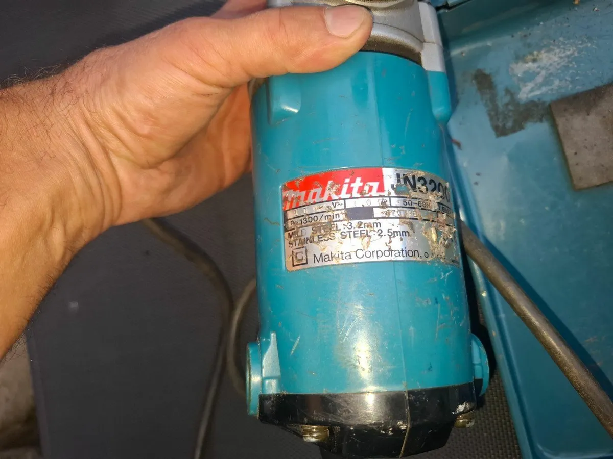 Makita Nibbler JN3200  steel 3.2mm - Image 4