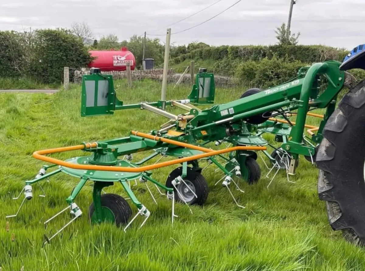 MALONE TEDD-AIR 570 4 ROTOR TEDDER NEW - Image 4