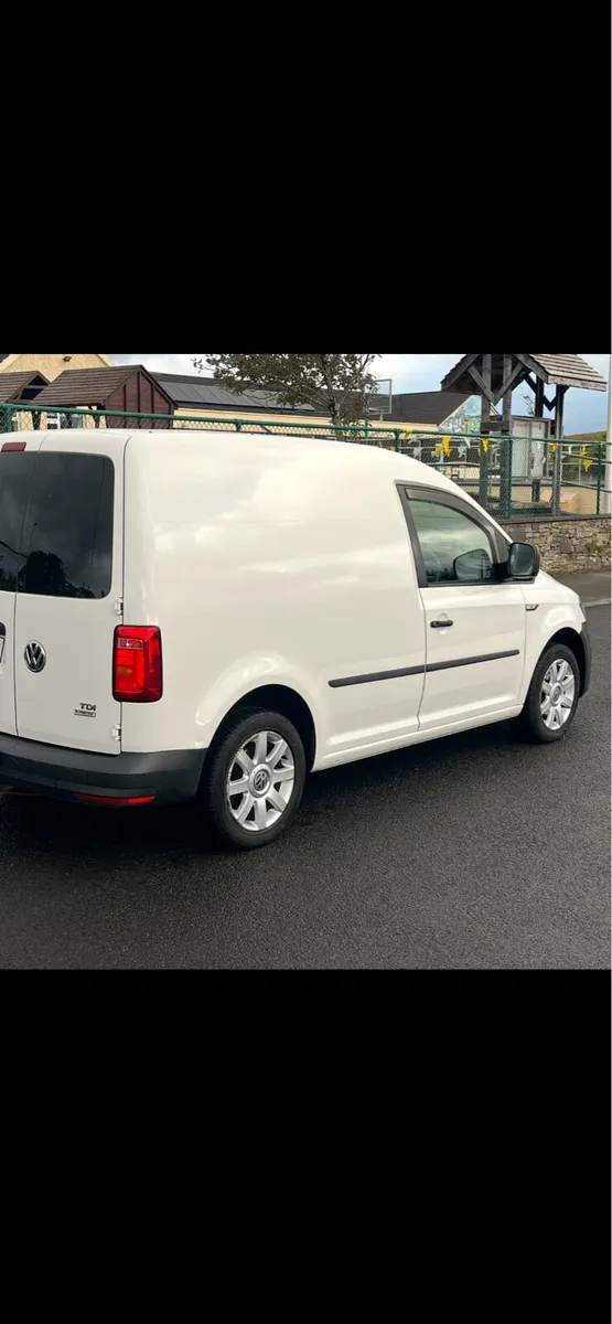 Volkswagen caddy - Image 4