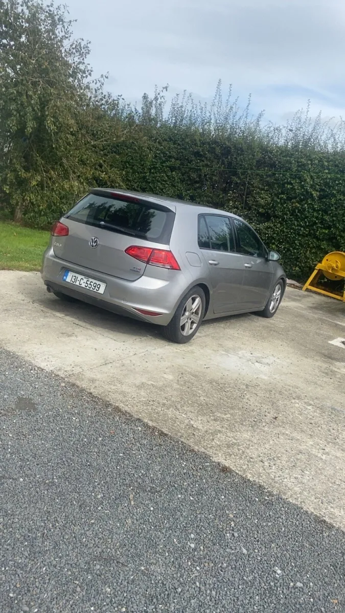 2013 Volkswagen Golf - Image 1