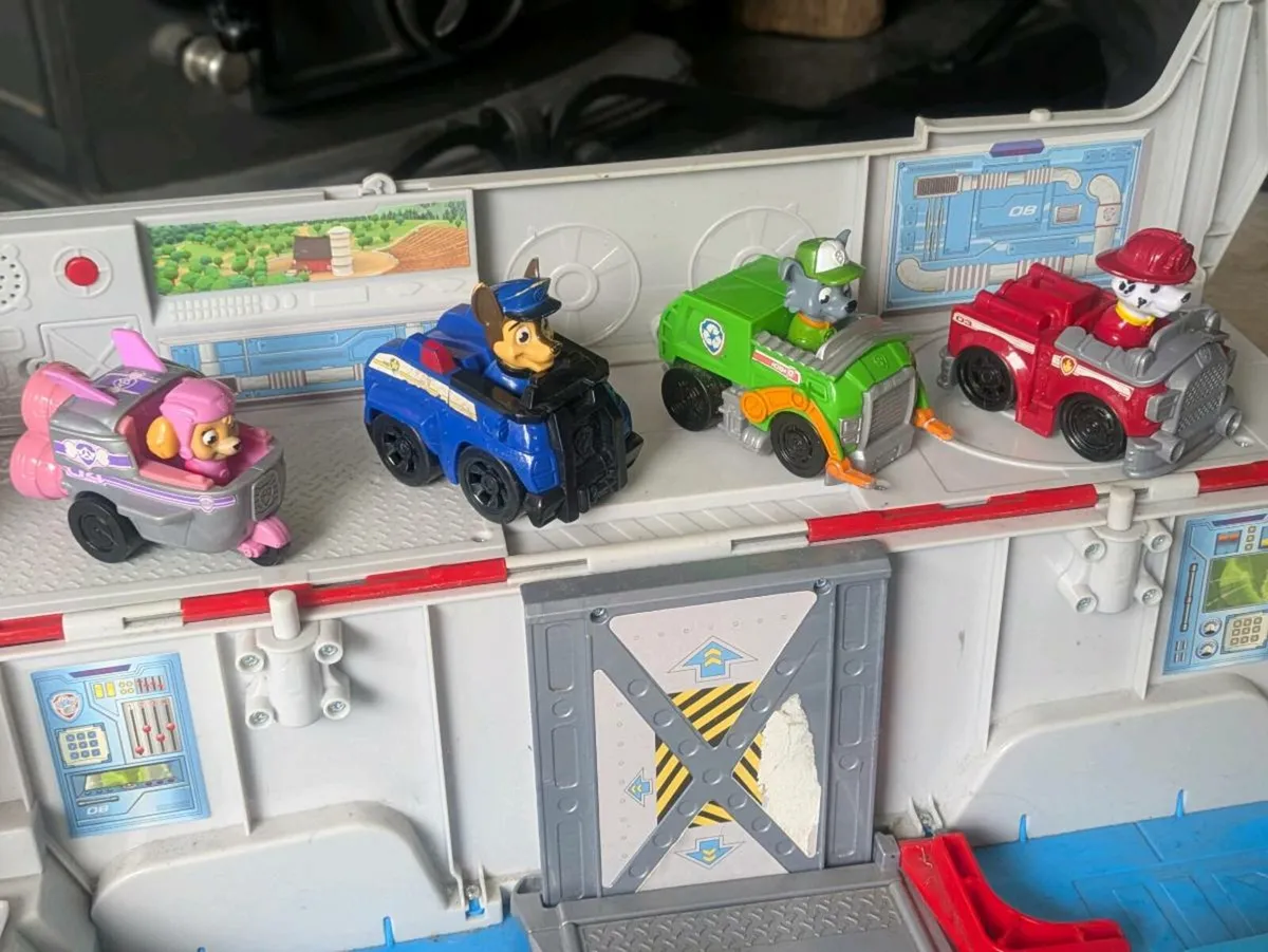 Paw patrol toys - Image 3