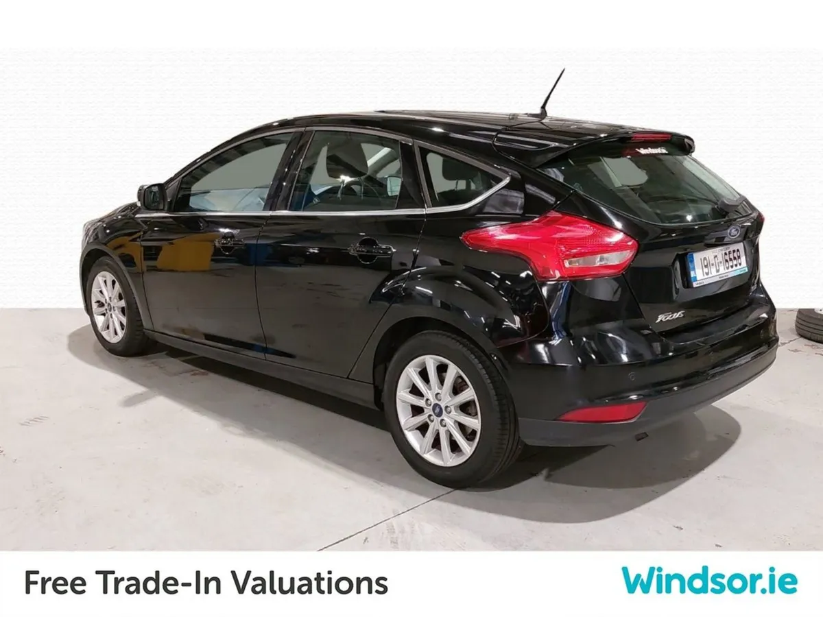 Ford Focus 1.0 Ecoboost 125PS Titanium - Image 2