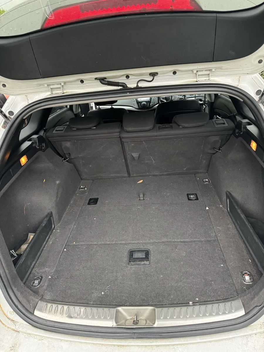 2012 Hyundai i40 - Top Specs - NCT 05/26 - Mint - Image 4