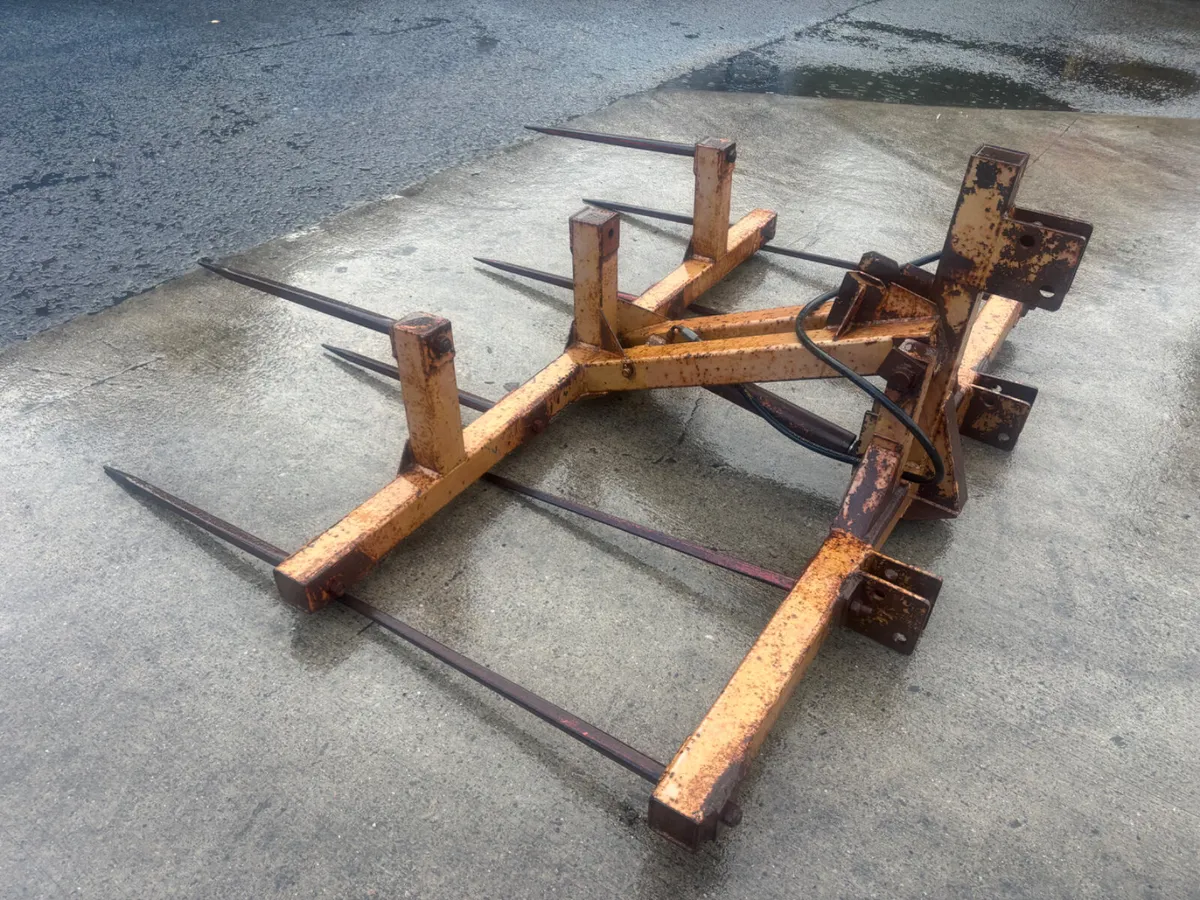 Four Bale Spike - Image 2