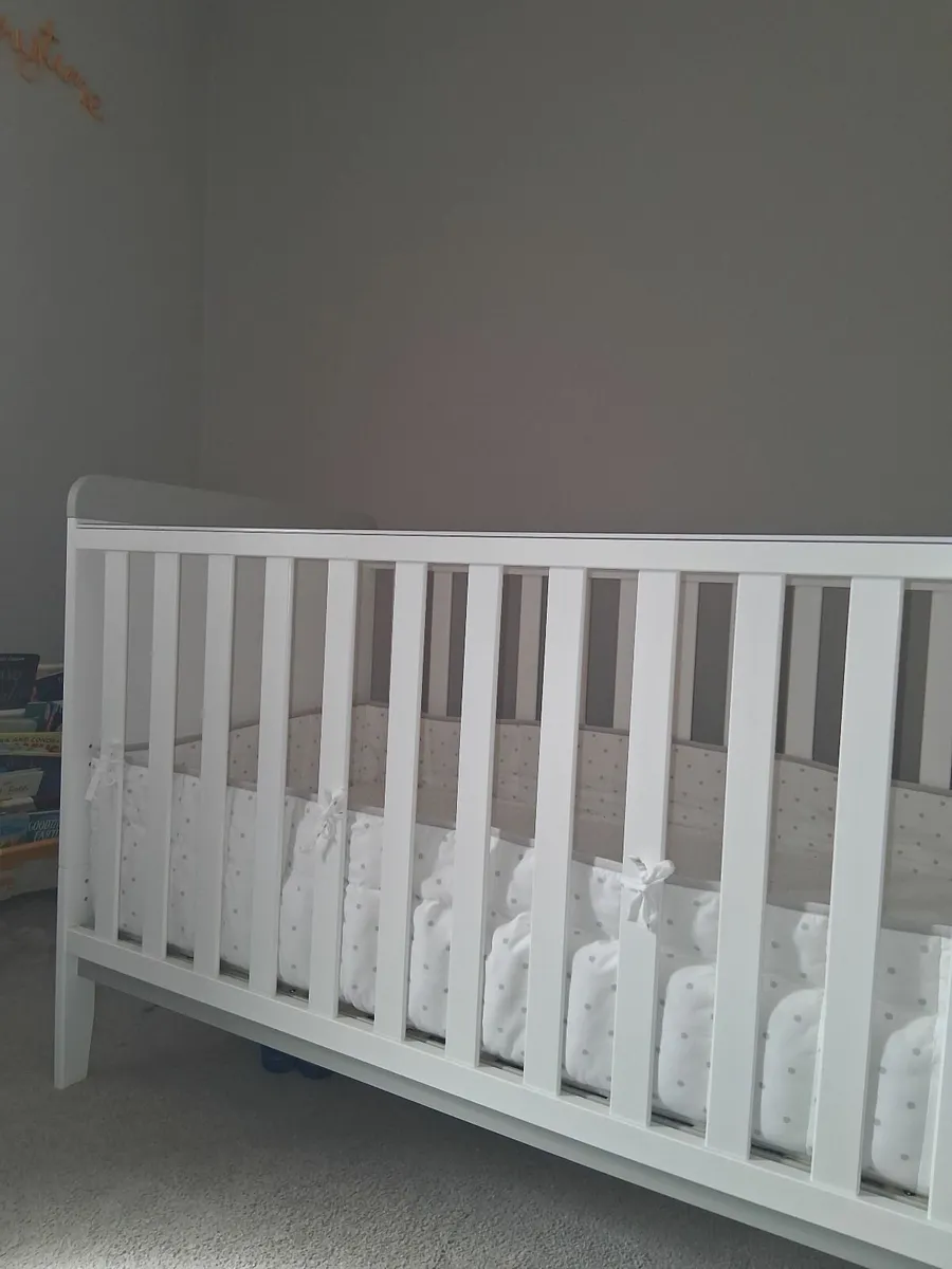 Baby Elegance Haddington Cot Bed with changing uni - Image 2