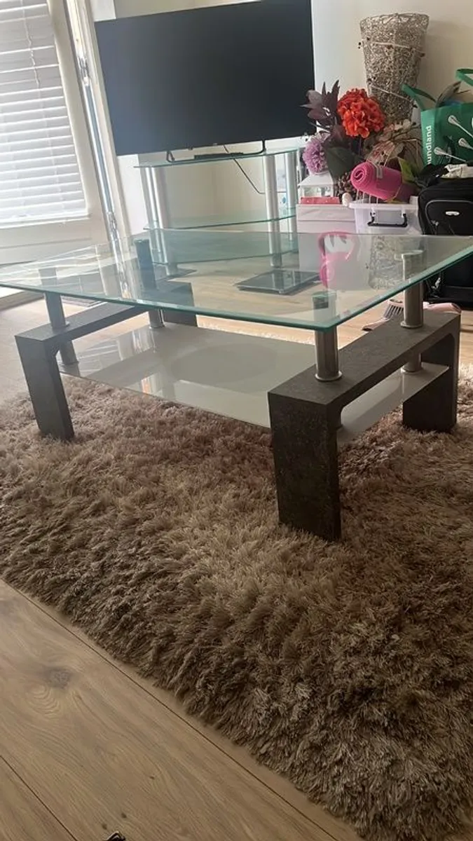 Glass coffee table - Image 1