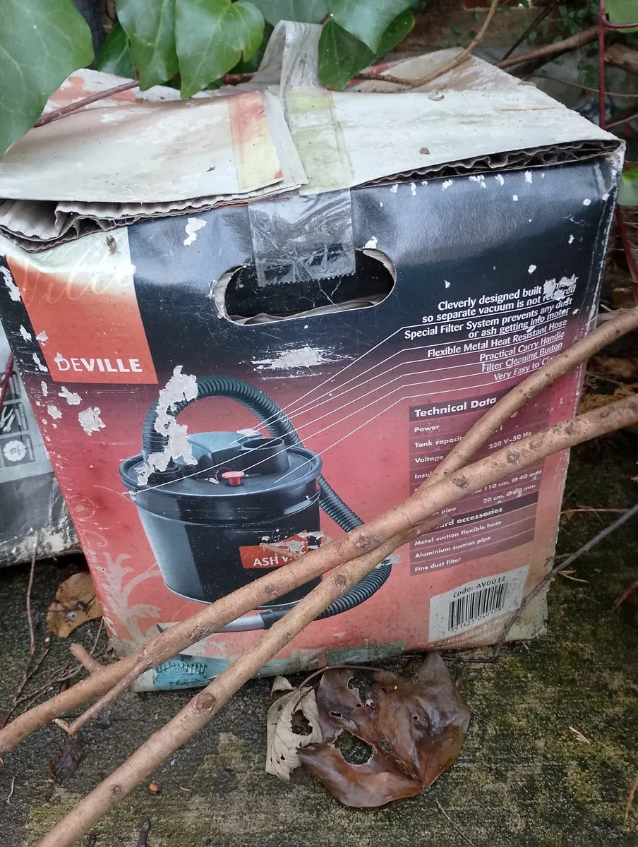 Unused Barbeque and Hot Ash Vacuum - Image 3