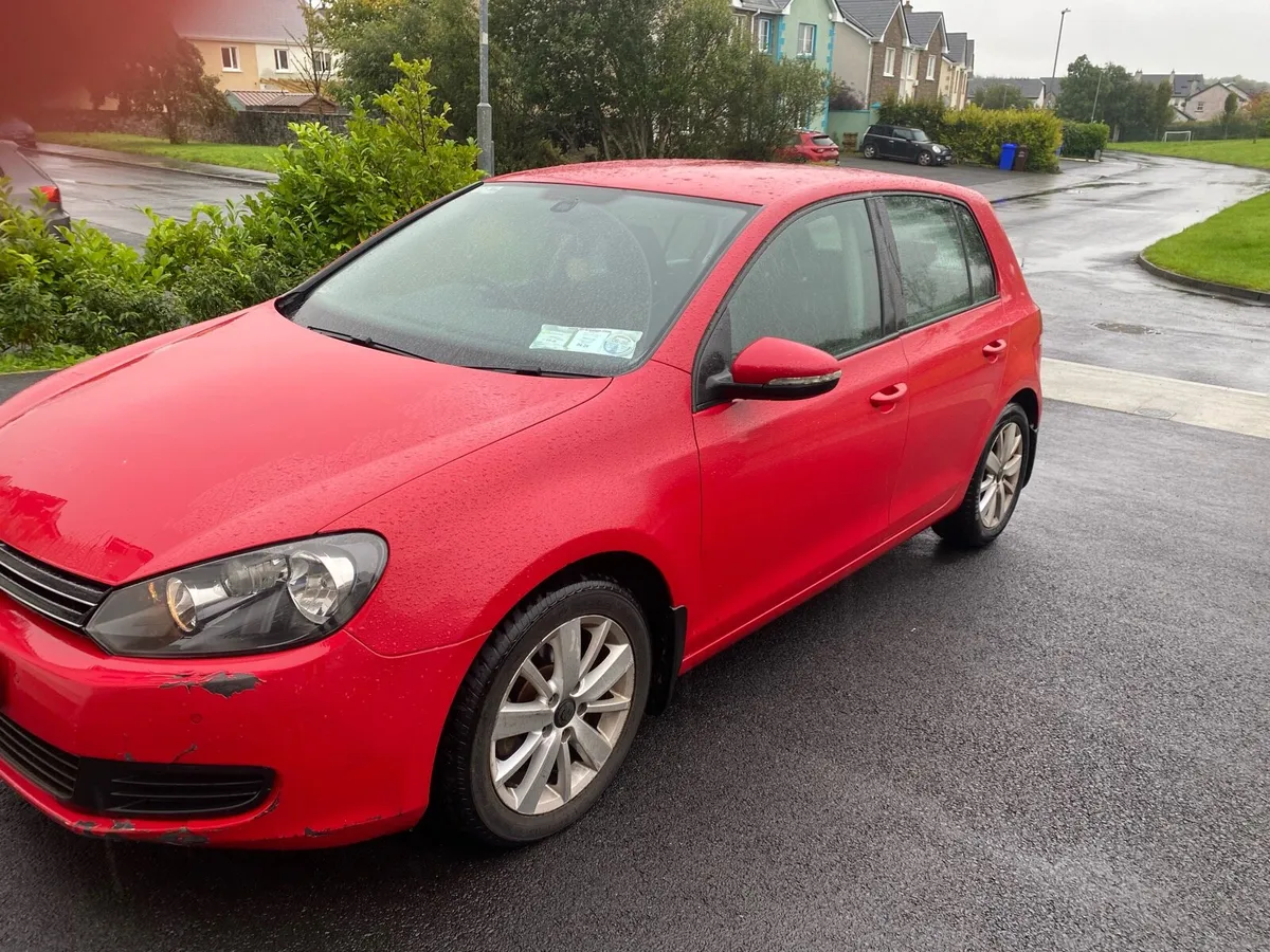 2012 Volkswagen Golf - Image 4