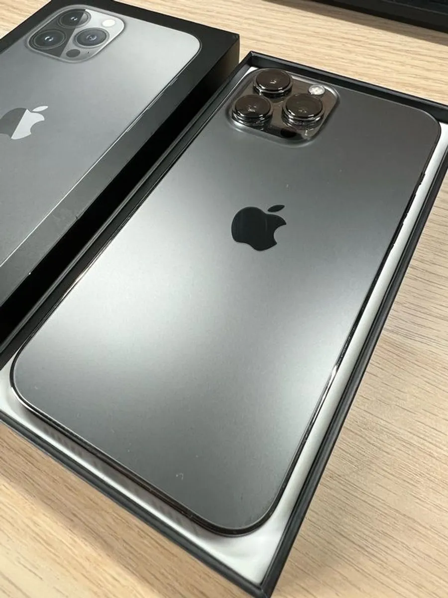 iPhone 13 Pro Max factory unlocked 128gb absolutely spotless - Image 1