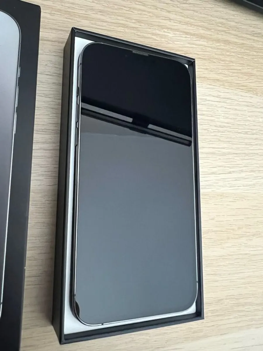 iPhone 13 Pro Max factory unlocked 128gb absolutely spotless - Image 3