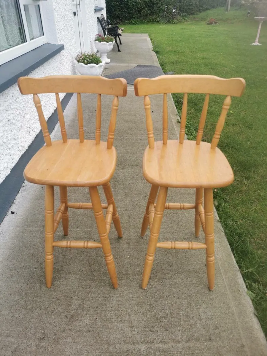 Pine stools