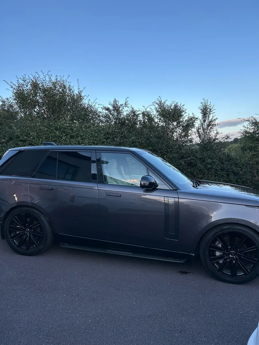 Land Rover Range Rover - Image 3