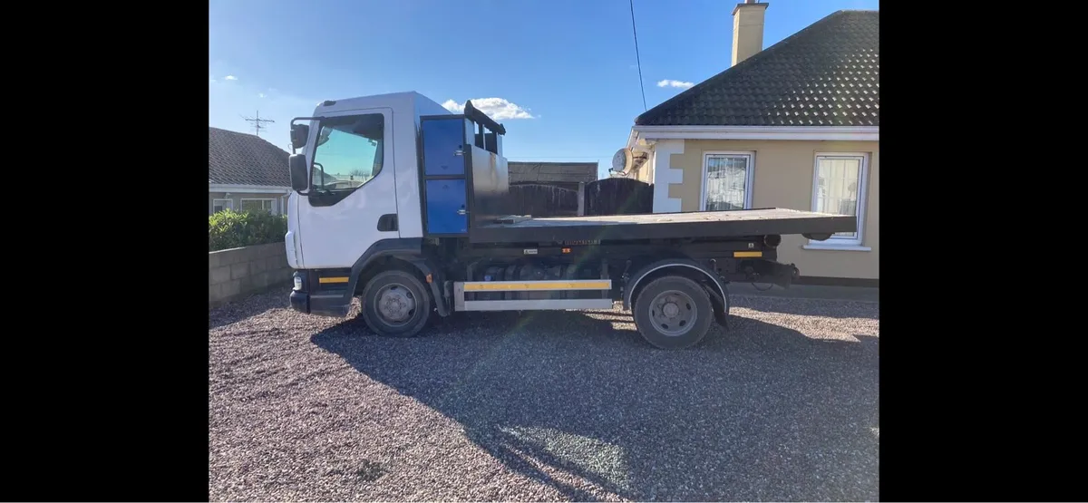 Hookloader Daf truck reduced price - Image 1