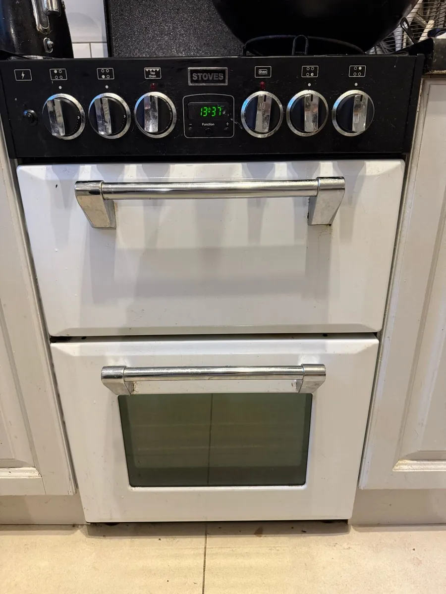 STOVES Free standing cooker - Image 1