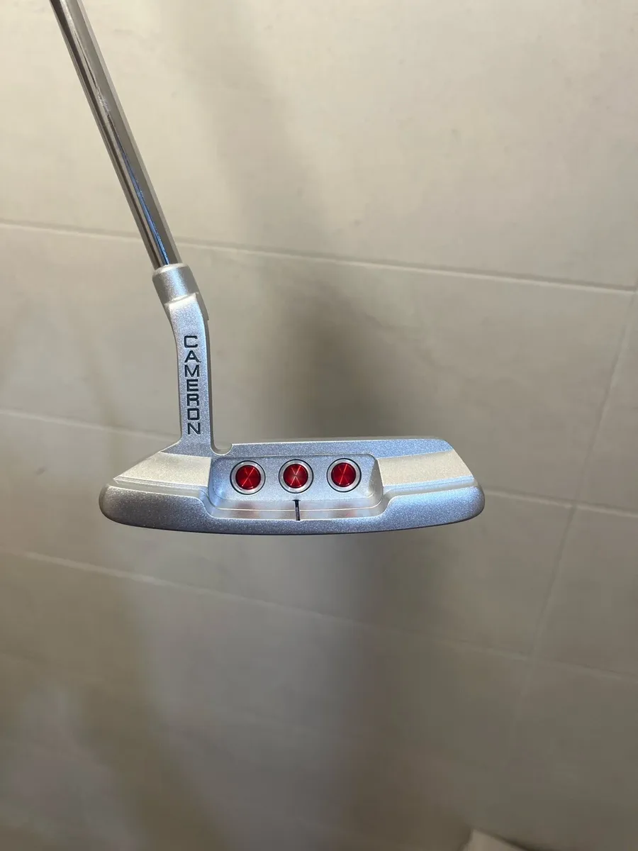 Scotty Cameron Newport 2 putter - Image 2