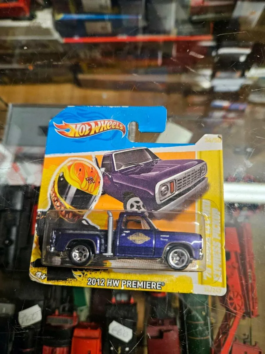 Corgi Hotwheels 2012 Premier Dodge Express - Image 1