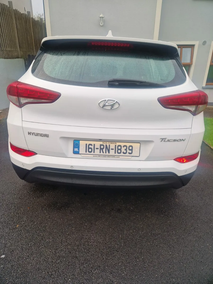 Hyundai tucson - Image 2