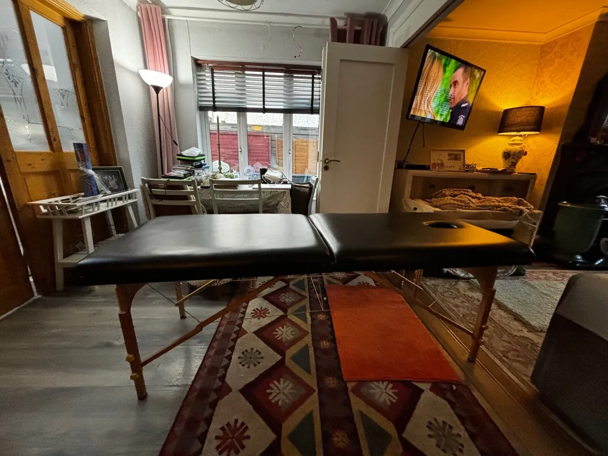 Foldout Massage Table - Image 1