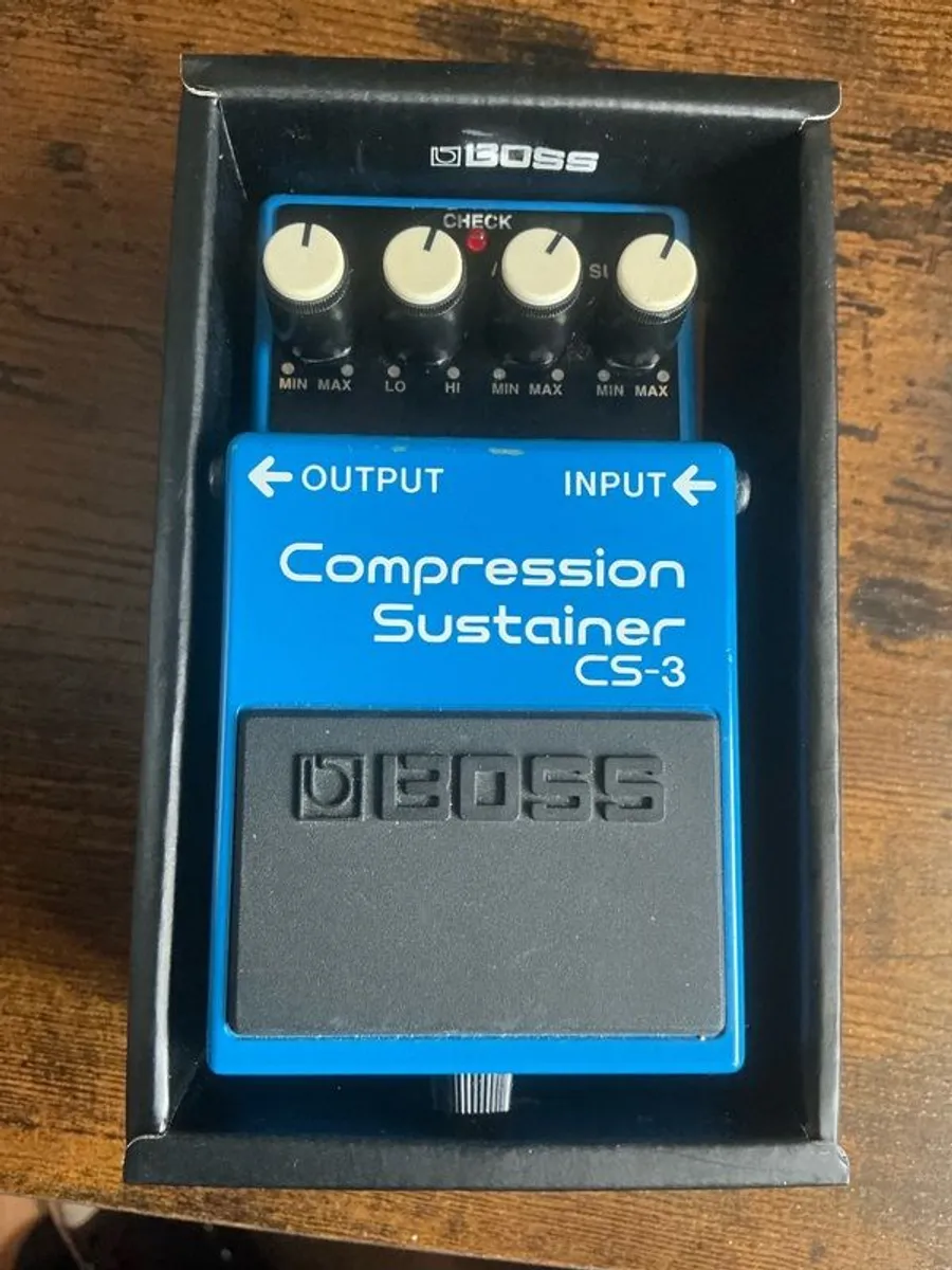 Guitar accessories - Image 3