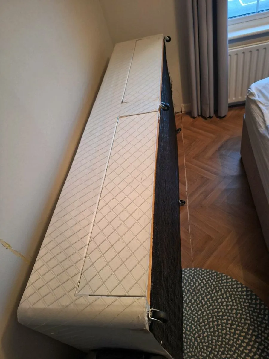 Bed base with drawers - Image 1