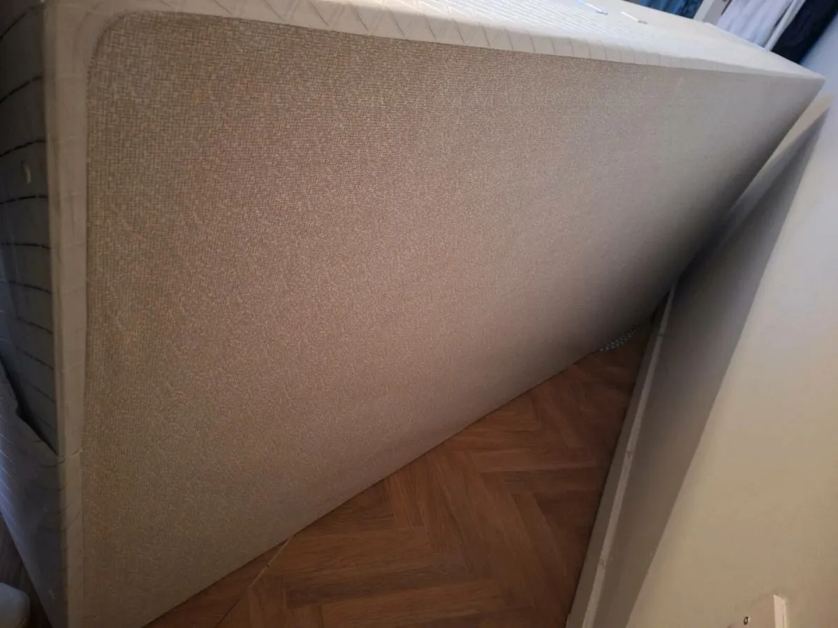Bed base with drawers - Image 4