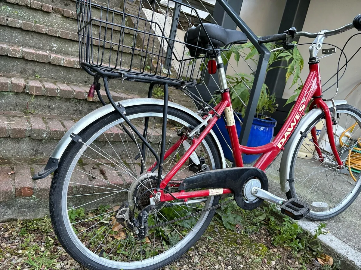 Girls bike - Image 4