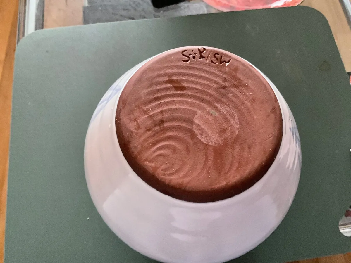 Two pieces of Steven Pearce  Pottery - Image 2