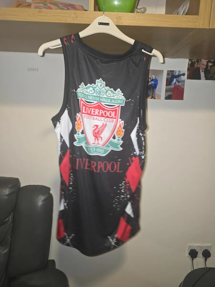 clothes - Image 2