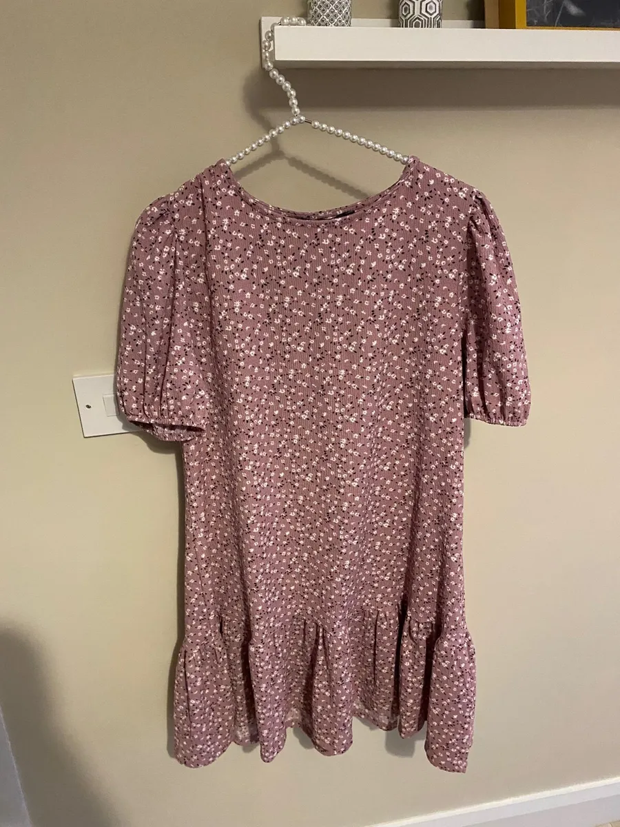 Women’s dress