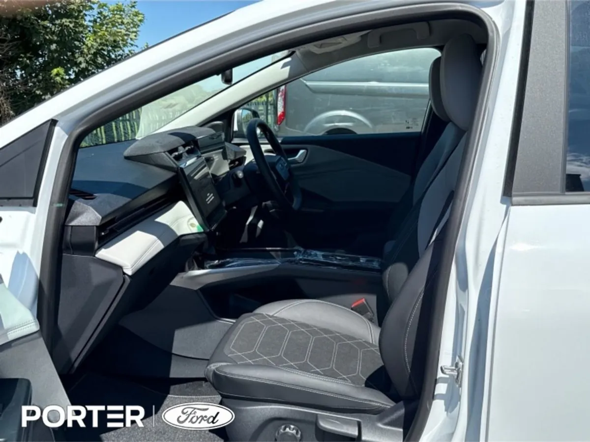 Ford Puma Electric Premium - Image 4