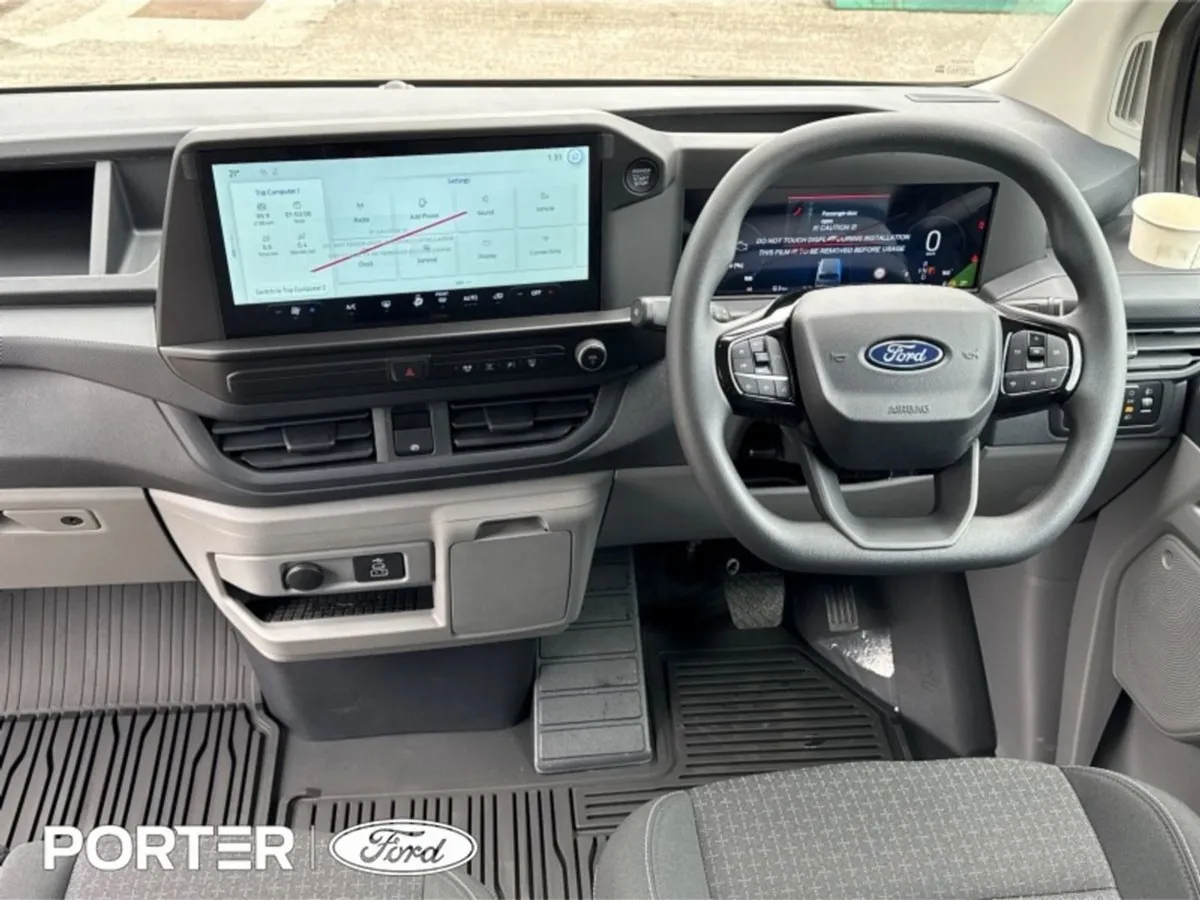Ford Transit Custom Kombi  9 Seats phev trend - Image 2