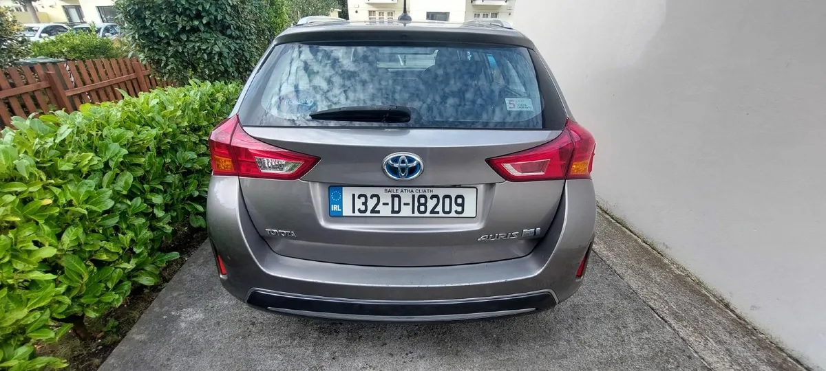 Car - Image 2