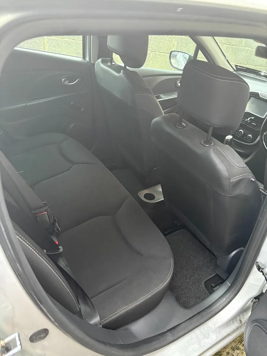 Renault Clio 2016 - Image 3