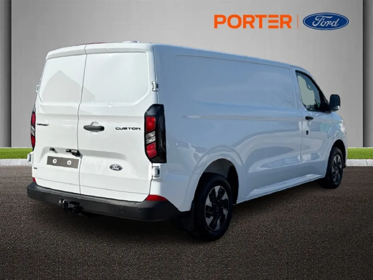 Ford Transit Custom Phev 2.5 232PS Trend price EX - Image 3