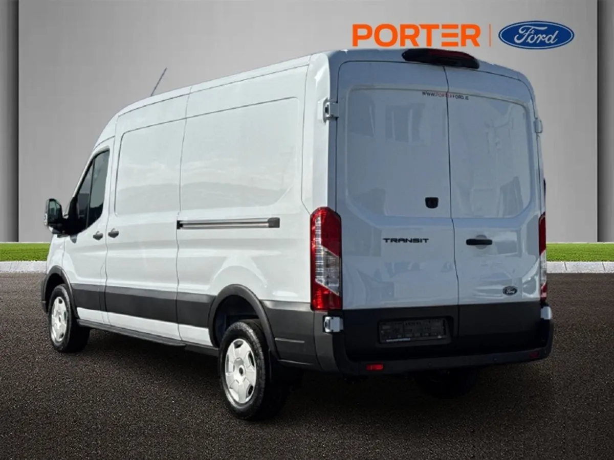 Ford Transit Trend RWD 130PS 350L - Image 3